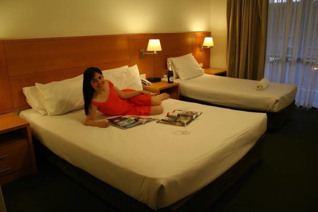 Garden Lodge Sydney Hotel Екстериор снимка